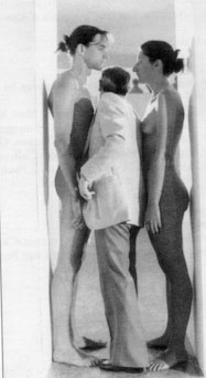 Marina Abramovic e Ulay, Imponderabilia, 1972